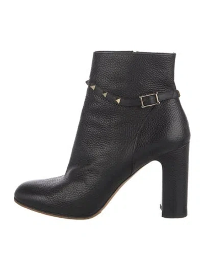 Pre-owned Valentino Garavani Rockstud Accents Leather Boots In Black