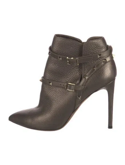 Pre-owned Valentino Garavani Rockstud Accents Leather Boots In Grey