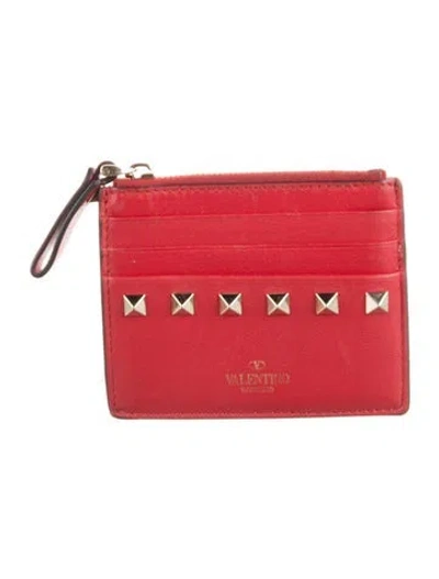 Pre-owned Valentino Garavani Rockstud Accents Leather Card Holder In Red