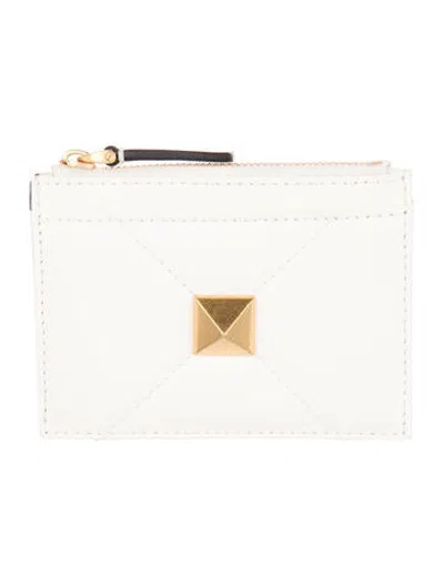 Pre-owned Valentino Garavani Rockstud Accents Leather Card Holder W/ Tags In Neutrals