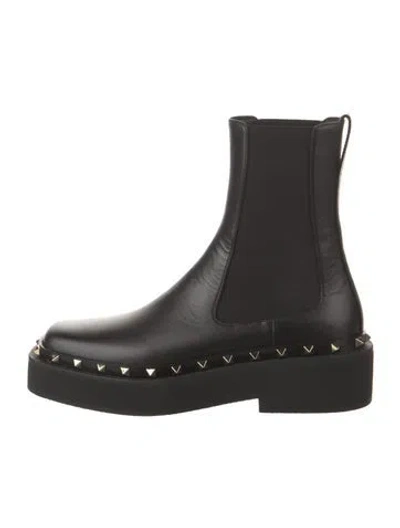 Pre-owned Valentino Garavani Rockstud Accents Leather Chelsea Boots In Black