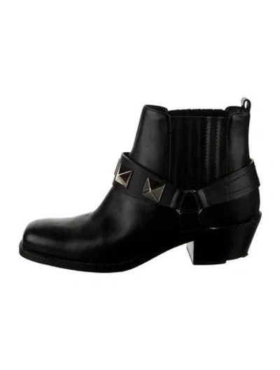 Pre-owned Valentino Garavani Rockstud Accents Leather Chelsea Boots In Black