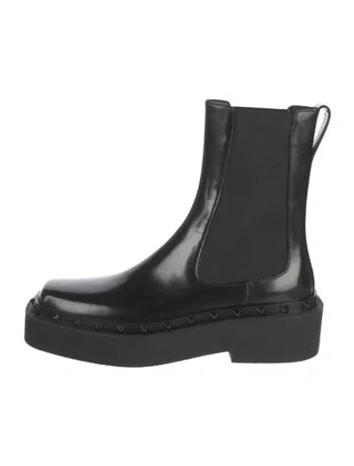 Pre-owned Valentino Garavani Rockstud Accents Leather Chelsea Boots W/ Tags In Black