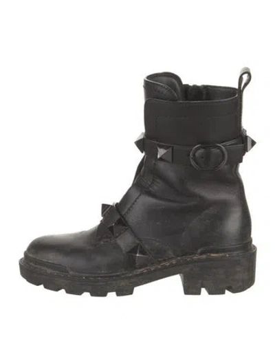 Pre-owned Valentino Garavani Rockstud Accents Leather Combat Boots In Black
