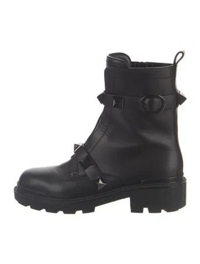 Pre-owned Valentino Garavani Rockstud Accents Leather Combat Boots In Black
