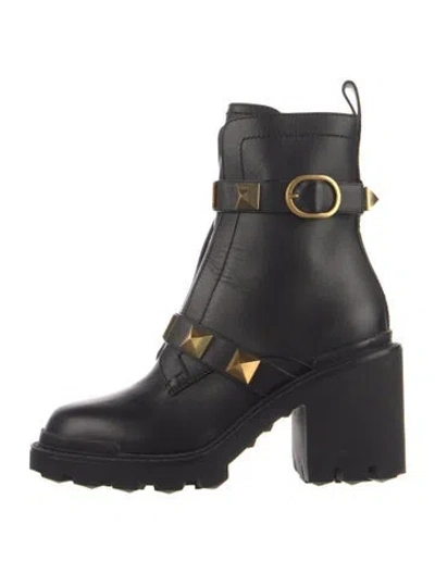 Pre-owned Valentino Garavani Rockstud Accents Leather Combat Boots In Black