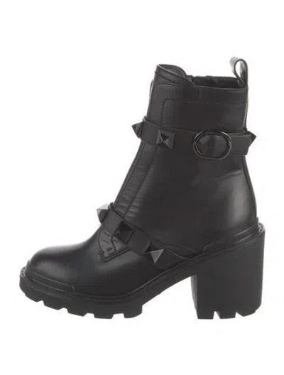 Pre-owned Valentino Garavani Rockstud Accents Leather Combat Boots In Black