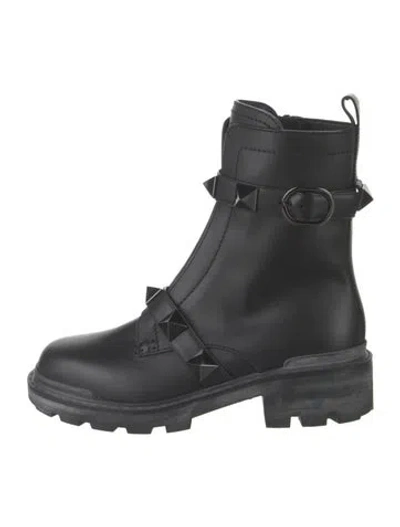 Pre-owned Valentino Garavani Rockstud Accents Leather Combat Boots In Black