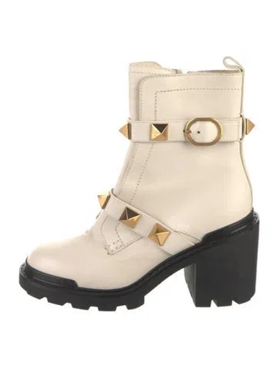 Pre-owned Valentino Garavani Rockstud Accents Leather Combat Boots In Neutrals