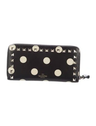 Pre-owned Valentino Garavani Rockstud Accents Leather Continental Wallet In Black/neutrals