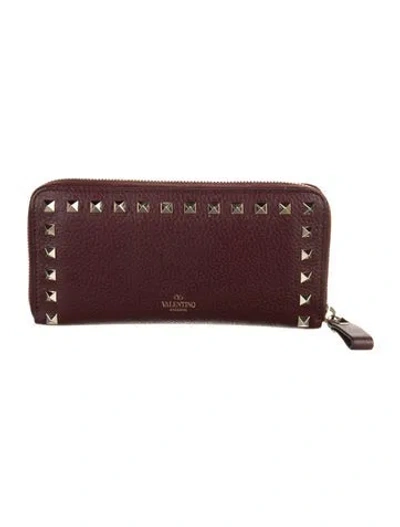 Pre-owned Valentino Garavani Rockstud Accents Leather Continental Wallet In Burgundy