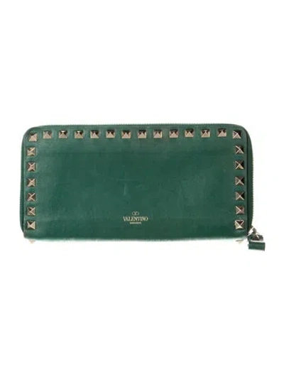 Pre-owned Valentino Garavani Rockstud Accents Leather Continental Wallet In Green