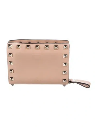 Pre-owned Valentino Garavani Rockstud Accents Leather Continental Wallet In Neutral