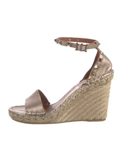 Pre-owned Valentino Garavani Rockstud Accents Leather Espadrilles