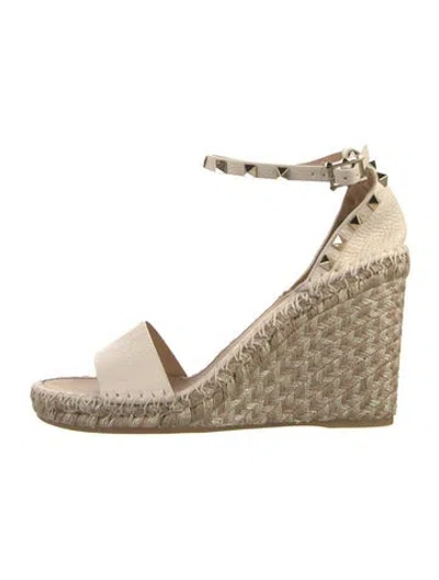 Pre-owned Valentino Garavani Rockstud Accents Leather Espadrilles