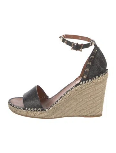 Pre-owned Valentino Garavani Rockstud Accents Leather Espadrilles