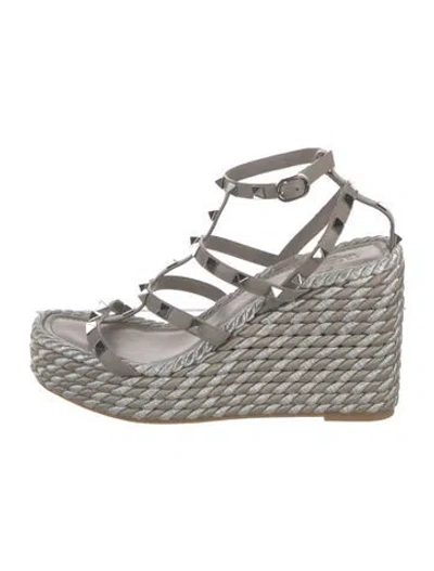 Pre-owned Valentino Garavani Rockstud Accents Leather Espadrilles