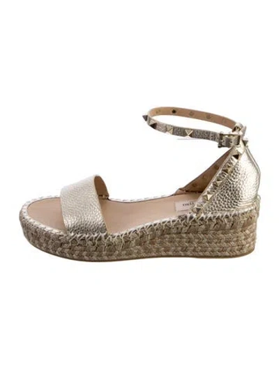 Pre-owned Valentino Garavani Rockstud Accents Leather Espadrilles