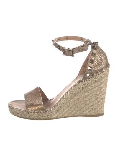 Pre-owned Valentino Garavani Rockstud Accents Leather Espadrilles