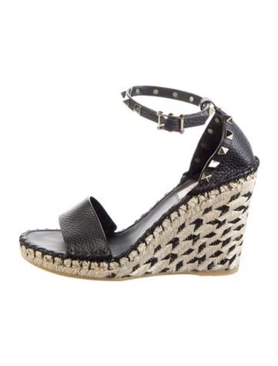 Pre-owned Valentino Garavani Rockstud Accents Leather Espadrilles In Black