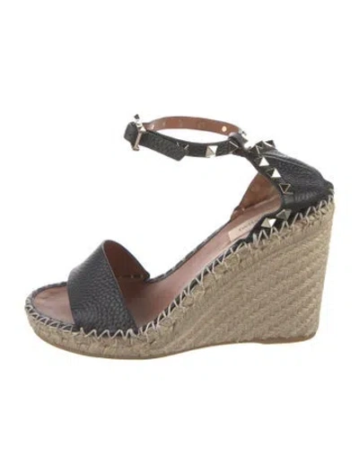 Pre-owned Valentino Garavani Rockstud Accents Leather Espadrilles In Black