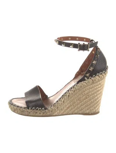 Pre-owned Valentino Garavani Rockstud Accents Leather Espadrilles In Black