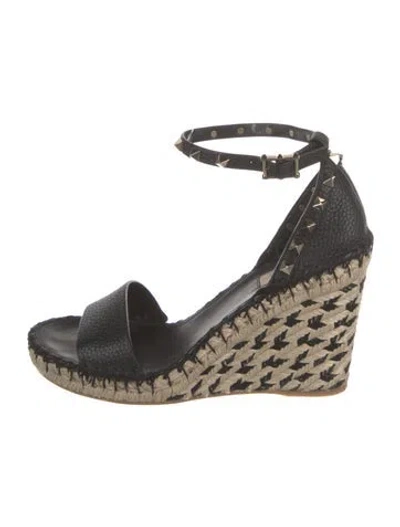 Pre-owned Valentino Garavani Rockstud Accents Leather Espadrilles In Black