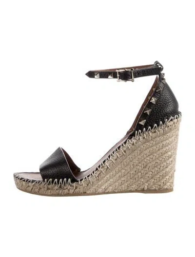 Pre-owned Valentino Garavani Rockstud Accents Leather Espadrilles In Black