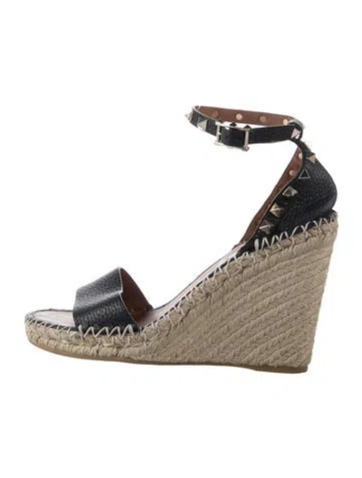 Pre-owned Valentino Garavani Rockstud Accents Leather Espadrilles In Black