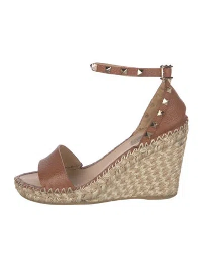 Pre-owned Valentino Garavani Rockstud Accents Leather Espadrilles In Brown