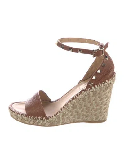 Pre-owned Valentino Garavani Rockstud Accents Leather Espadrilles In Brown