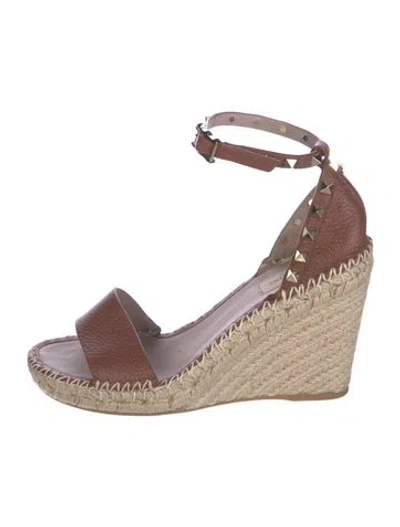 Pre-owned Valentino Garavani Rockstud Accents Leather Espadrilles In Brown