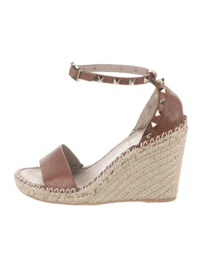 Pre-owned Valentino Garavani Rockstud Accents Leather Espadrilles In Brown