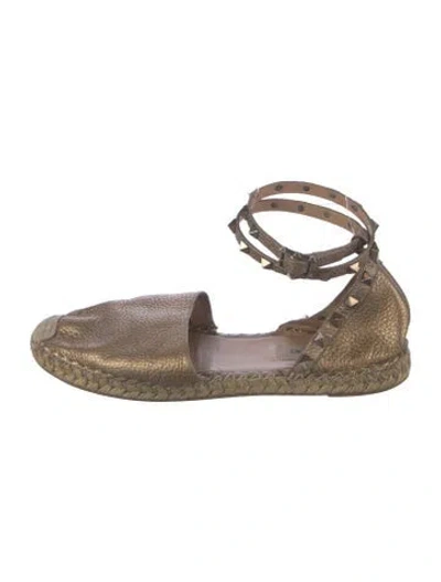Pre-owned Valentino Garavani Rockstud Accents Leather Espadrilles In Metallic/neutrals
