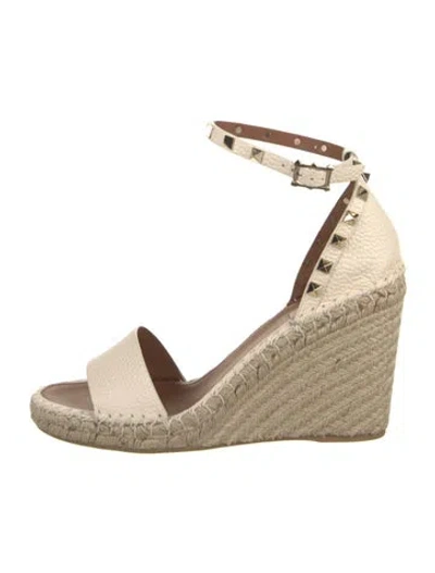 Pre-owned Valentino Garavani Rockstud Accents Leather Espadrilles In Neutral