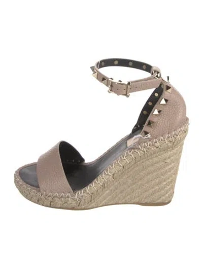 Pre-owned Valentino Garavani Rockstud Accents Leather Espadrilles In Neutral