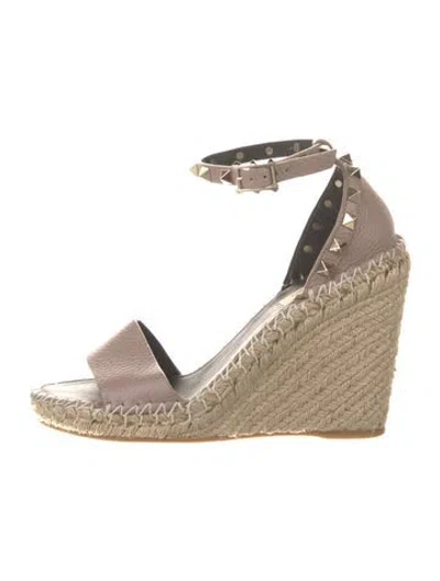 Pre-owned Valentino Garavani Rockstud Accents Leather Espadrilles In Neutral