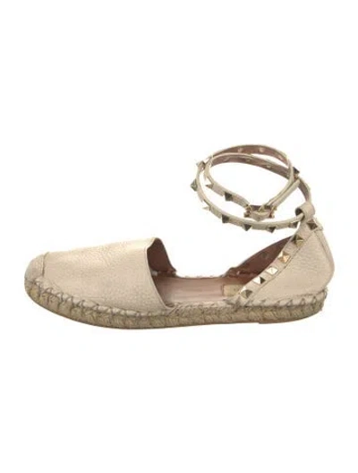 Pre-owned Valentino Garavani Rockstud Accents Leather Espadrilles In Neutral