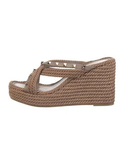 Pre-owned Valentino Garavani Rockstud Accents Leather Espadrilles In Neutral