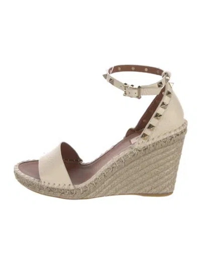 Pre-owned Valentino Garavani Rockstud Accents Leather Espadrilles In Neutral