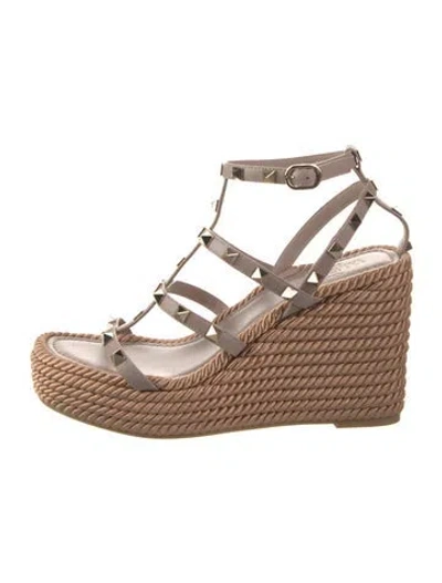 Pre-owned Valentino Garavani Rockstud Accents Leather Espadrilles In Neutral