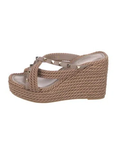 Pre-owned Valentino Garavani Rockstud Accents Leather Espadrilles In Neutral