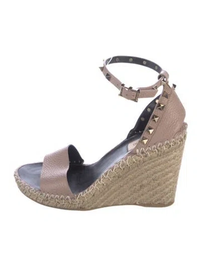 Pre-owned Valentino Garavani Rockstud Accents Leather Espadrilles In Neutral