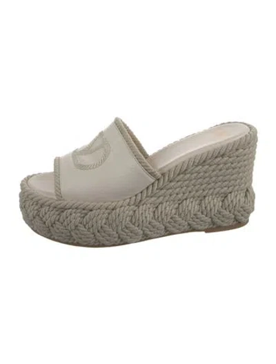 Pre-owned Valentino Garavani Rockstud Accents Leather Espadrilles In Neutral