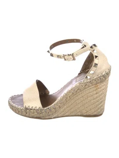 Pre-owned Valentino Garavani Rockstud Accents Leather Espadrilles In Neutral