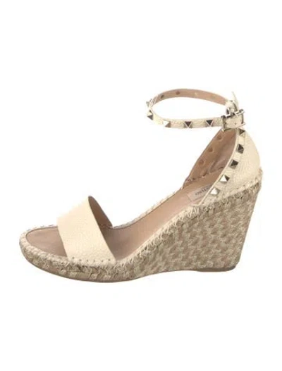 Pre-owned Valentino Garavani Rockstud Accents Leather Espadrilles In Neutral