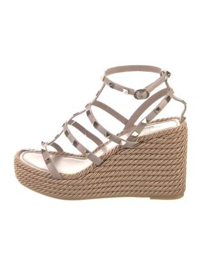 Pre-owned Valentino Garavani Rockstud Accents Leather Espadrilles In Neutrals