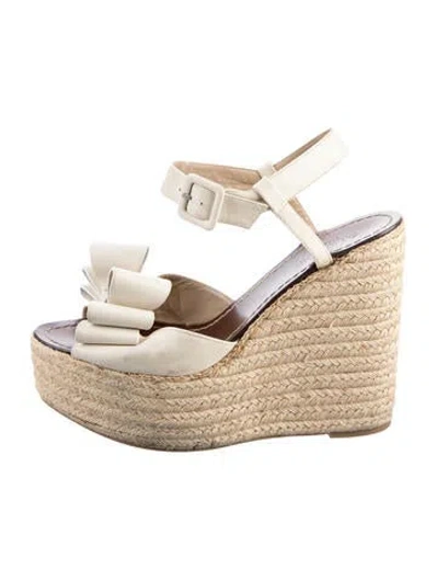 Pre-owned Valentino Garavani Rockstud Accents Leather Espadrilles In Neutrals