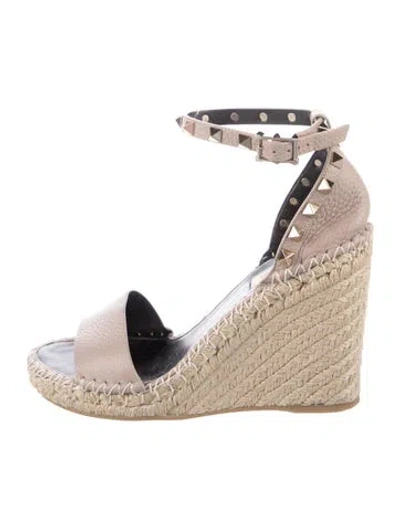 Pre-owned Valentino Garavani Rockstud Accents Leather Espadrilles In Neutrals