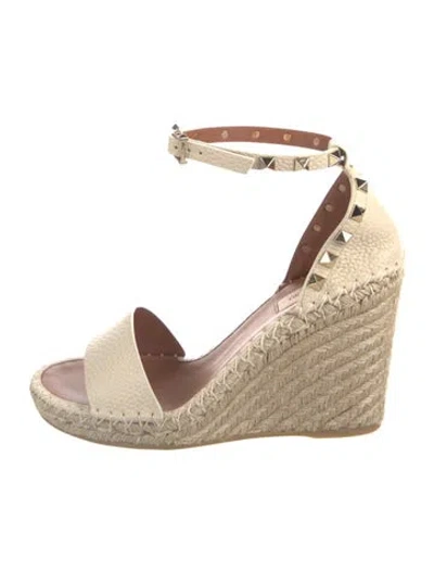 Pre-owned Valentino Garavani Rockstud Accents Leather Espadrilles In Neutrals